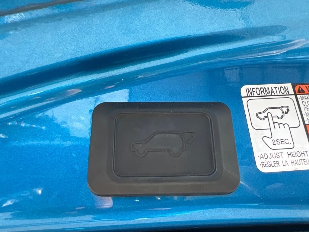 Toyota RAV4 XLE AWD 2018