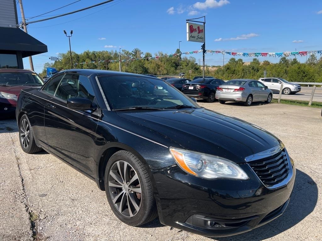 Chrysler 200 S Convertible 2011
