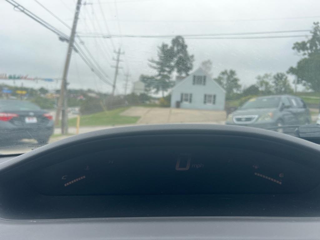 Honda Civic LX Sedan 5-Speed AT 2010