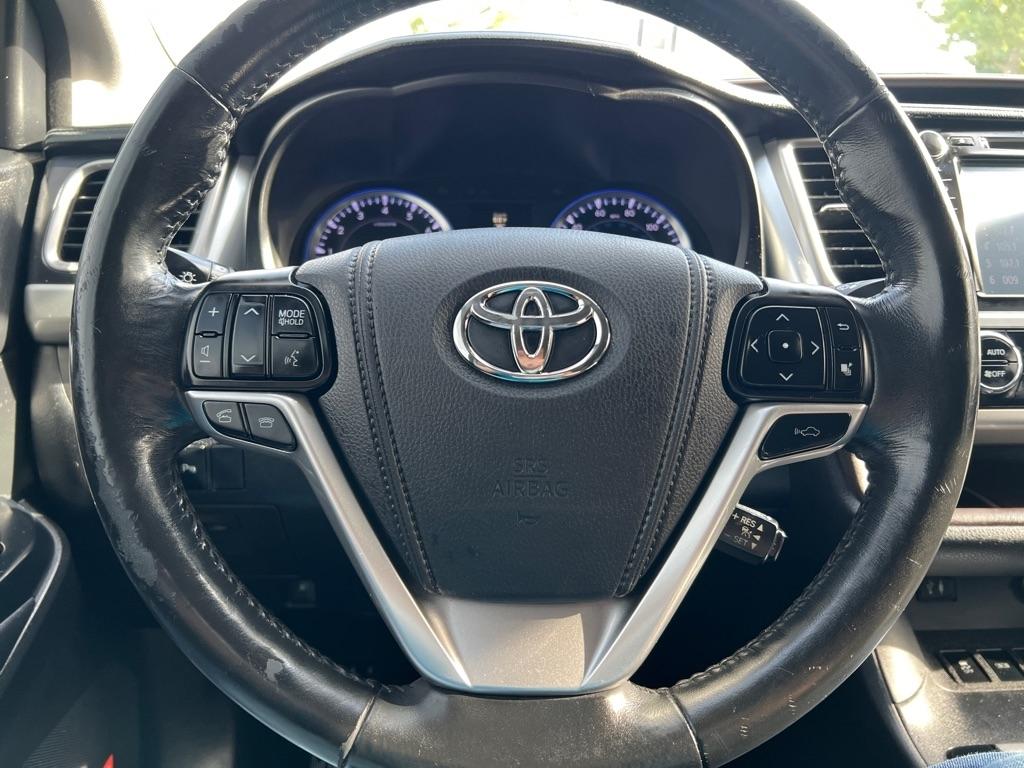 Toyota Highlander Limited AWD V6 2015