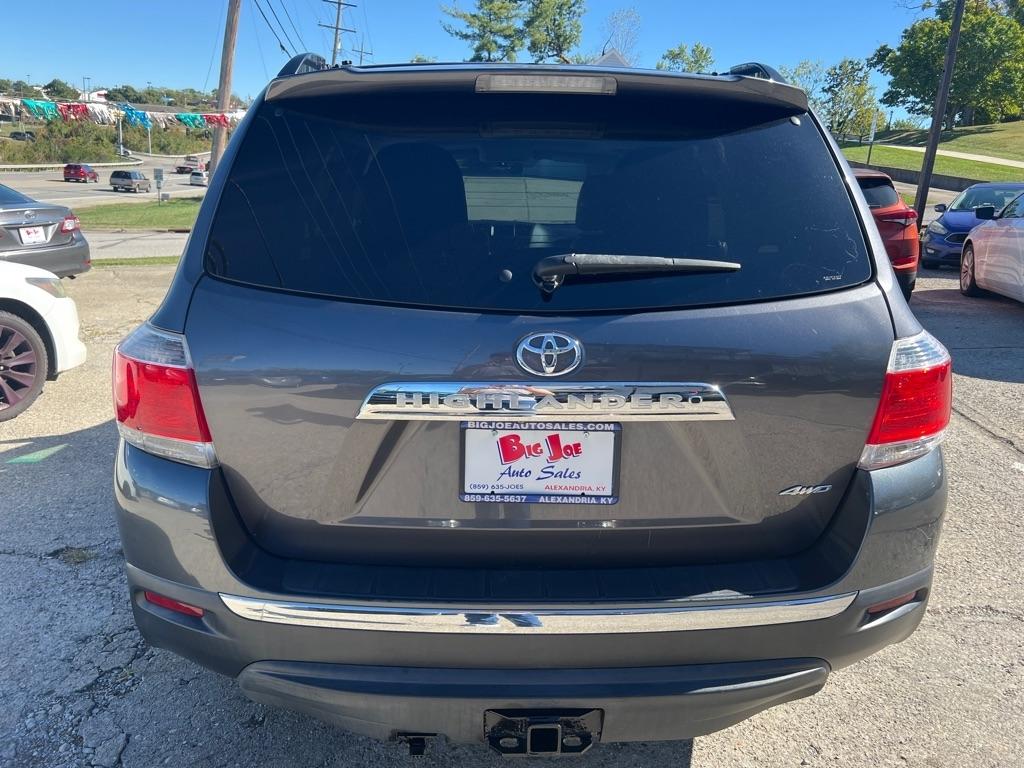 Toyota Highlander SE AWD V6 2012