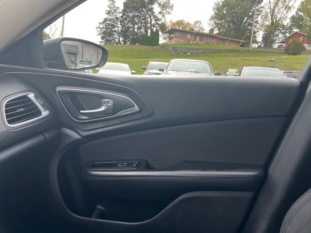 Chrysler 200 Limited 2015