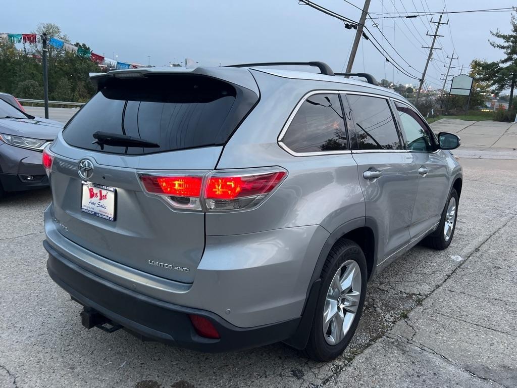 Toyota Highlander Limited AWD V6 2016