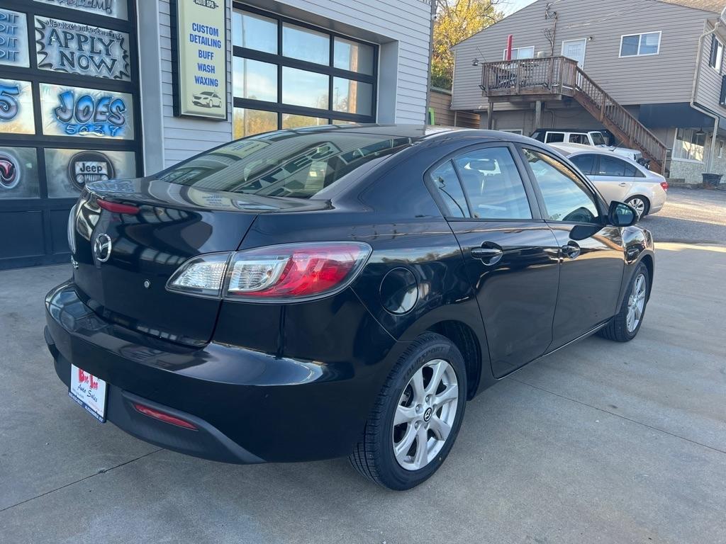 Mazda MAZDA3 i Sport 4-Door 2011
