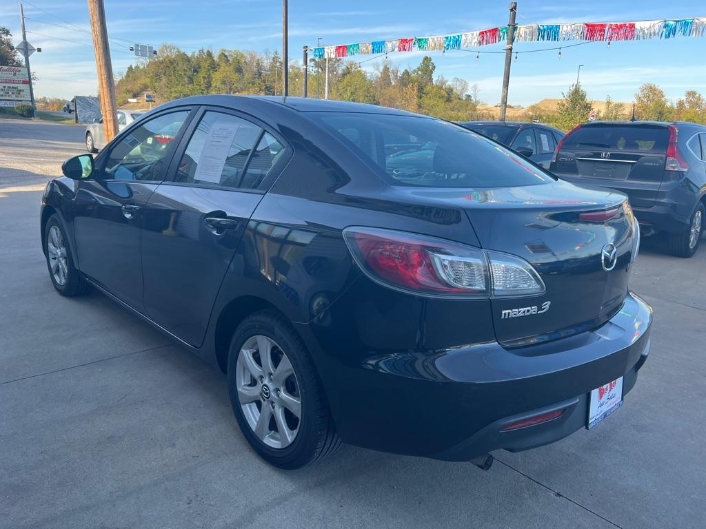 Mazda MAZDA3 i Sport 4-Door 2011