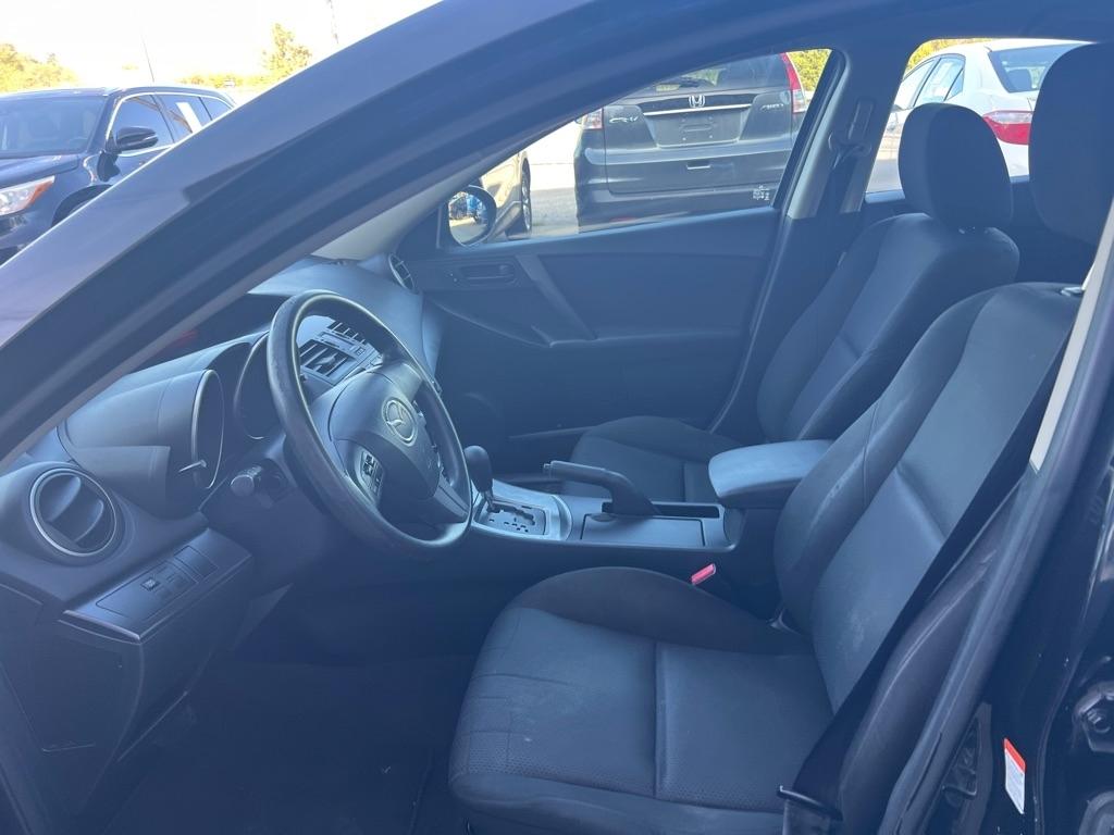 Mazda MAZDA3 i Sport 4-Door 2011