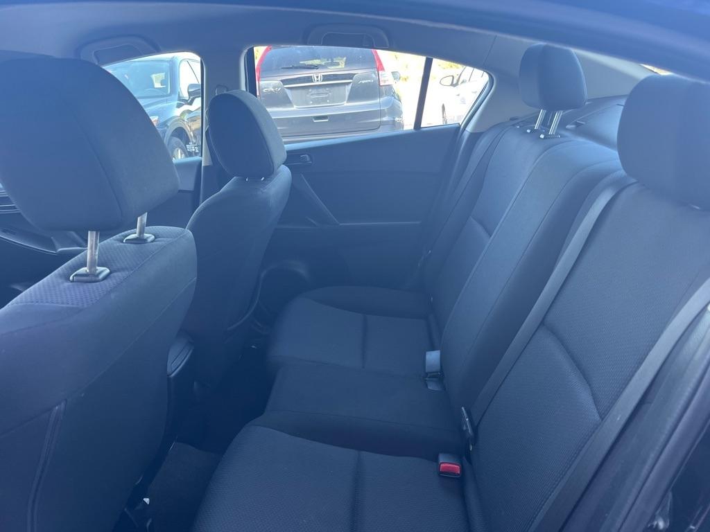Mazda MAZDA3 i Sport 4-Door 2011