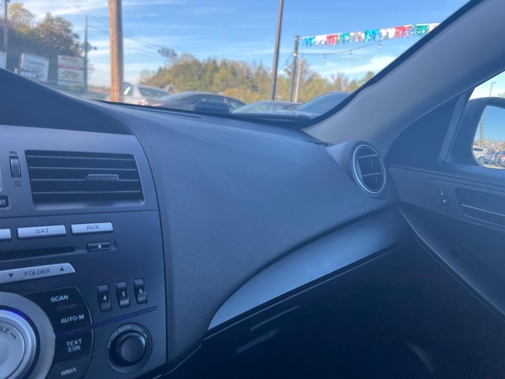 Mazda MAZDA3 i Sport 4-Door 2011