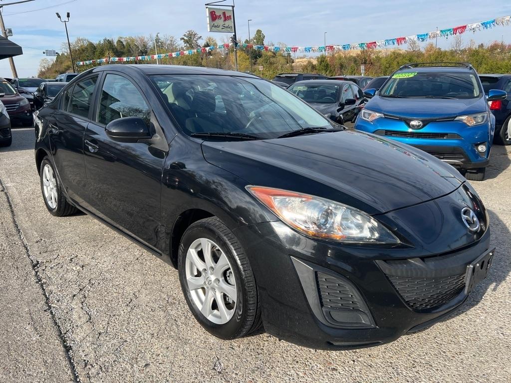 Mazda MAZDA3 i Touring 4-door 2011