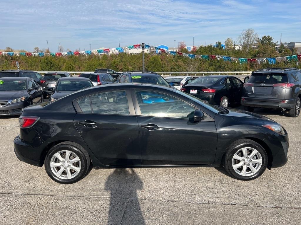 Mazda MAZDA3 i Touring 4-door 2011