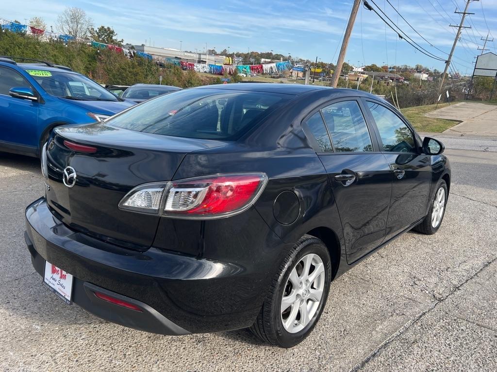 Mazda MAZDA3 i Touring 4-door 2011
