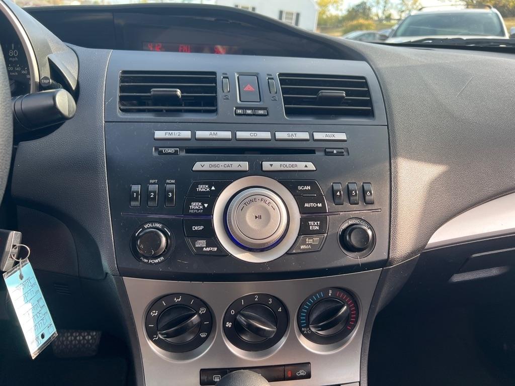 Mazda MAZDA3 i Touring 4-door 2011