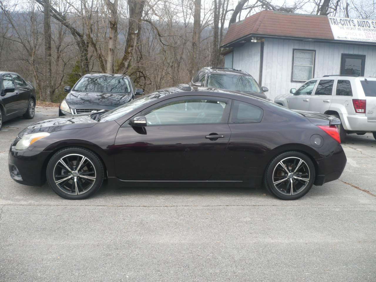 Nissan Altima 3.5 SR 6M/T Coupe 2012