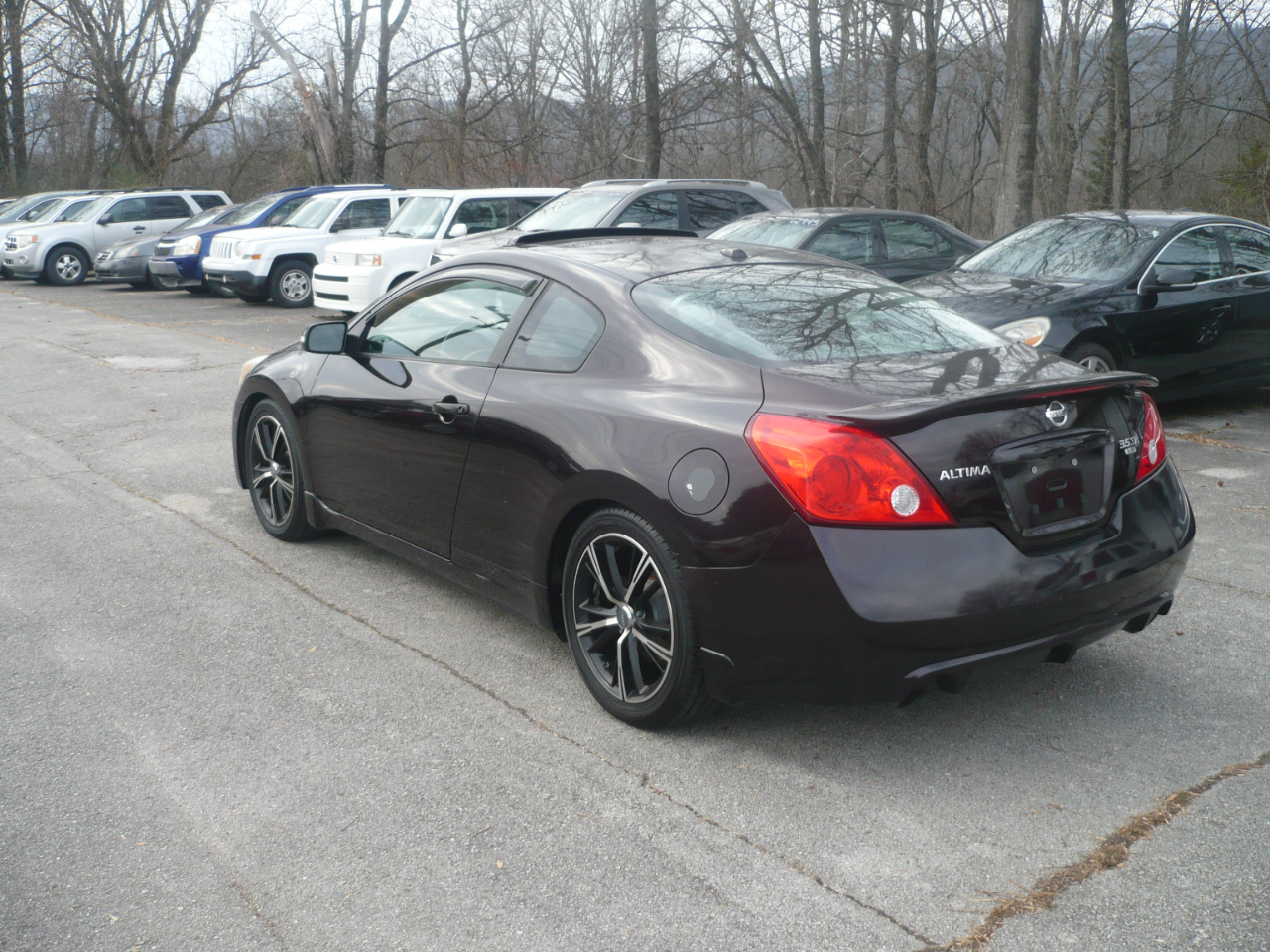 Nissan Altima 3.5 SR 6M/T Coupe 2012