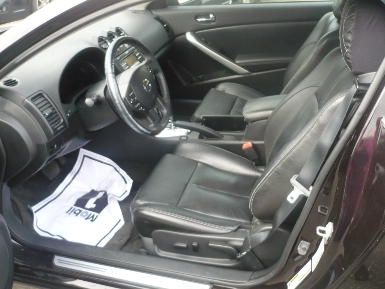 Nissan Altima 3.5 SR 6M/T Coupe 2012