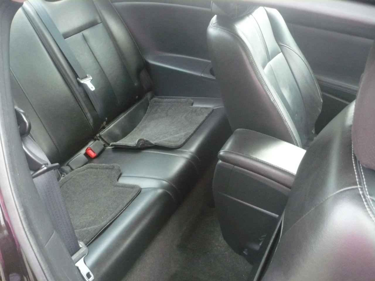 Nissan Altima 3.5 SR 6M/T Coupe 2012