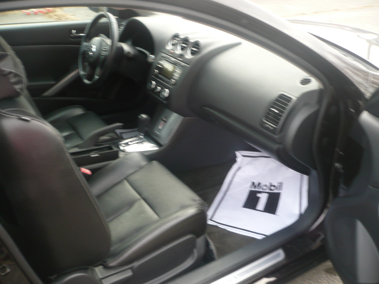 Nissan Altima 3.5 SR 6M/T Coupe 2012