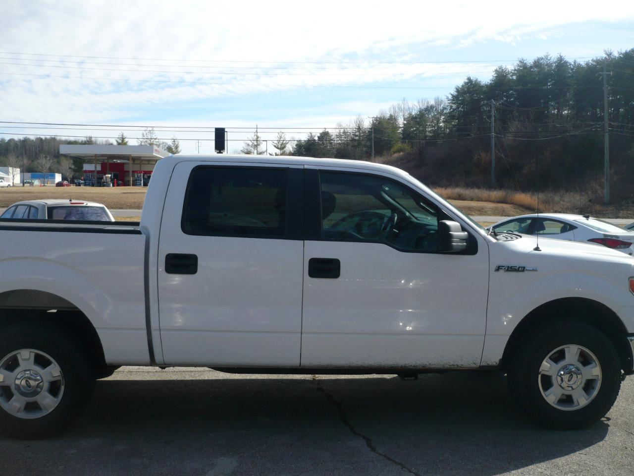 Ford F-150 Platinum SuperCrew 6.5-ft. Bed 4WD 2014