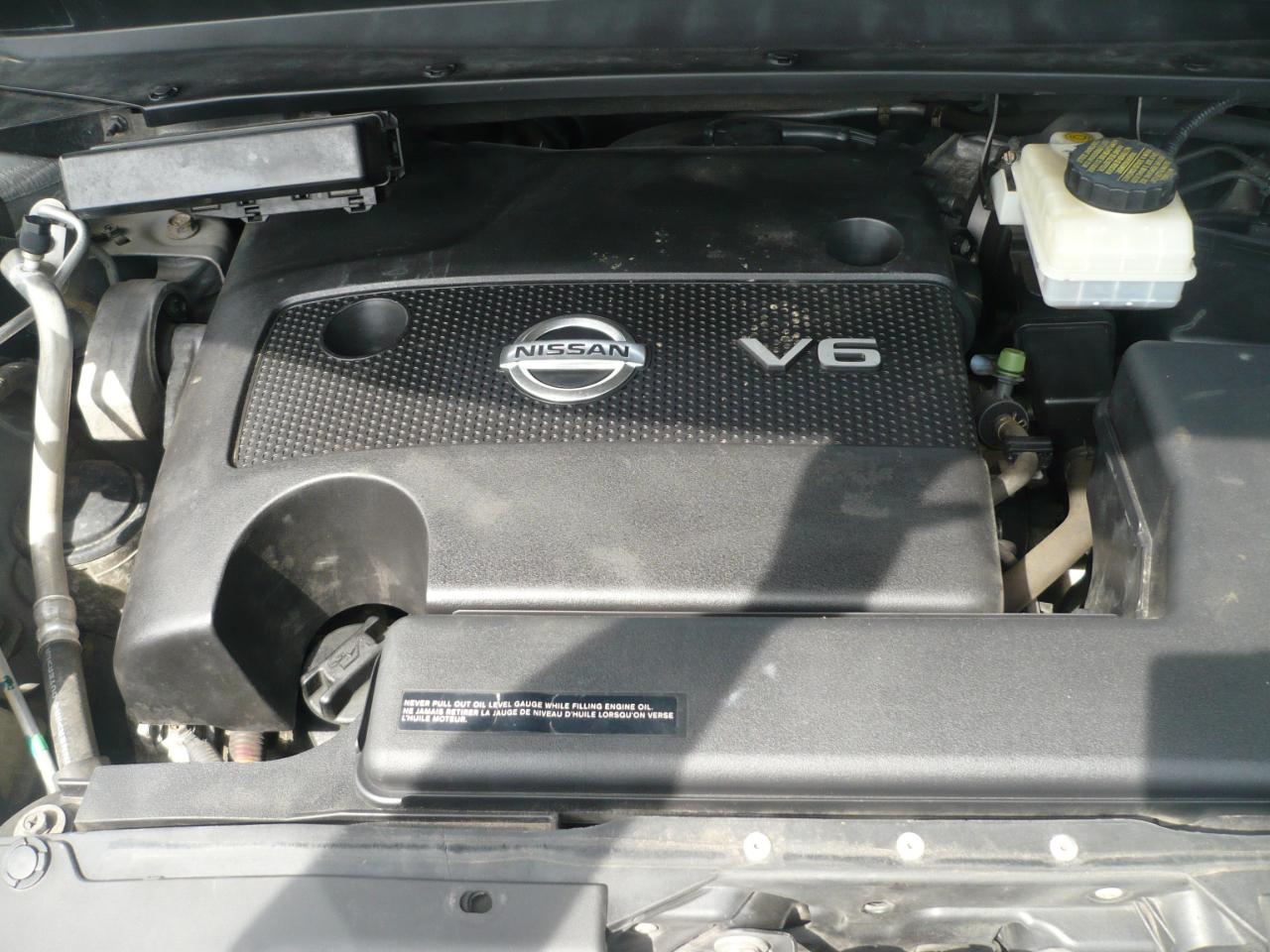 Nissan Pathfinder SV 4WD 2013