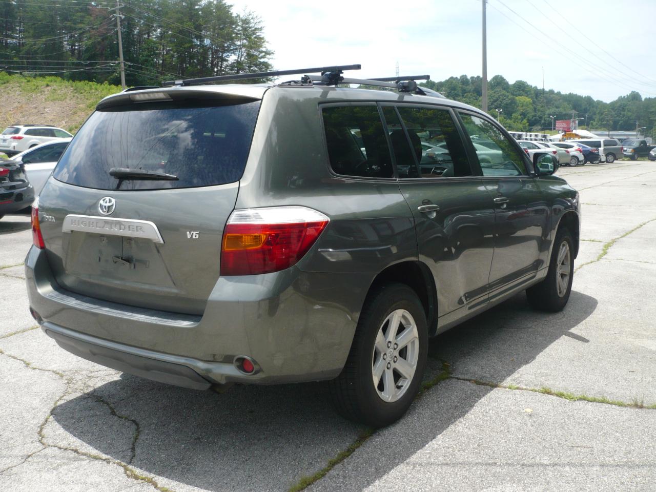 Toyota Highlander Base 2WD 2008