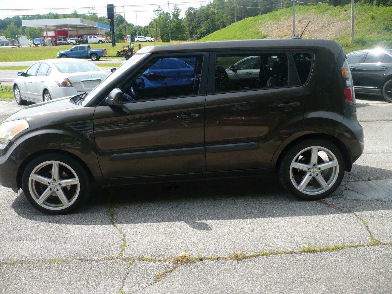 Kia Soul + 2011