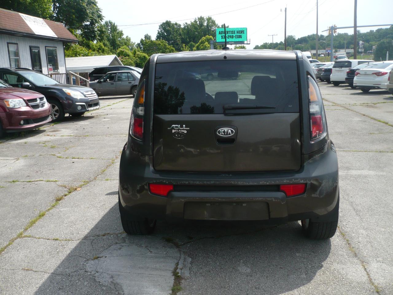 Kia Soul + 2011