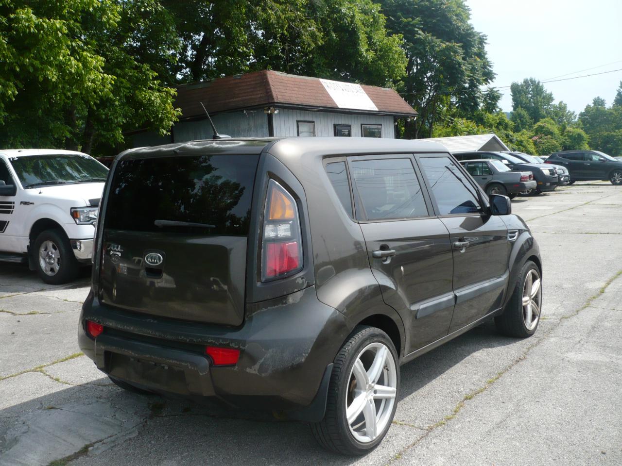 Kia Soul + 2011