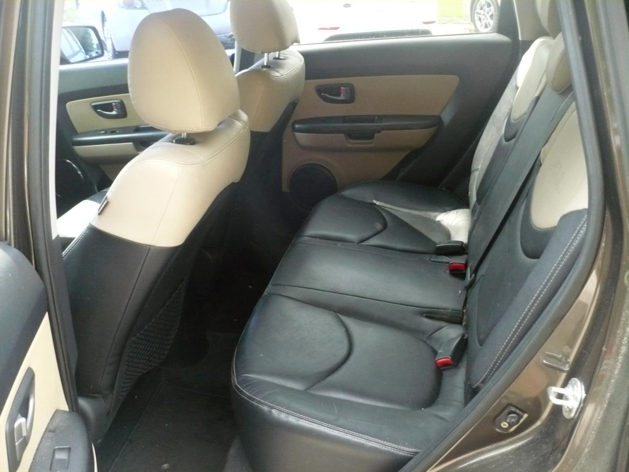 Kia Soul + 2011