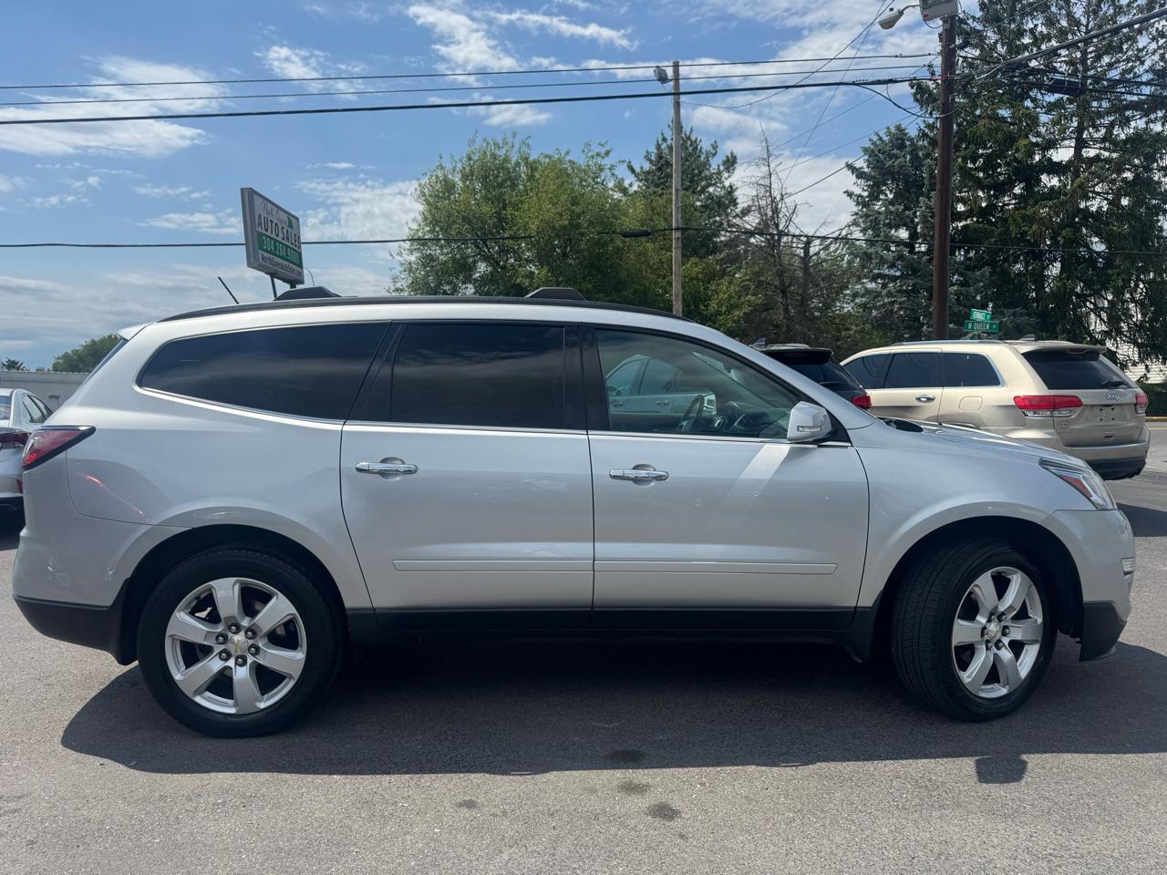 Chevrolet Traverse FWD 4dr LT w/1LT 2017