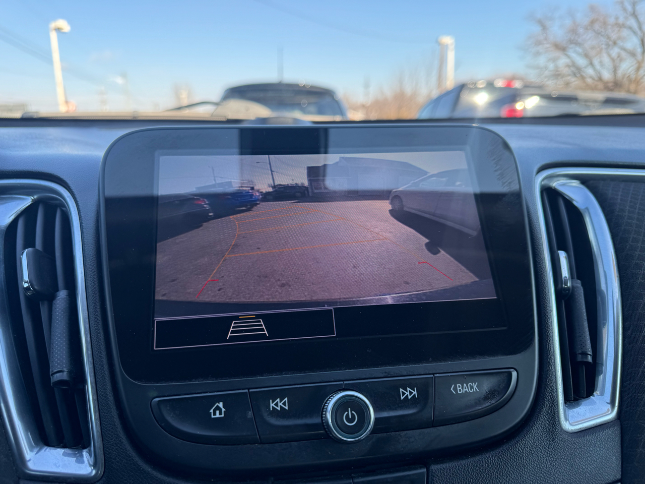 Chevrolet Malibu 4dr Sdn LT 2021