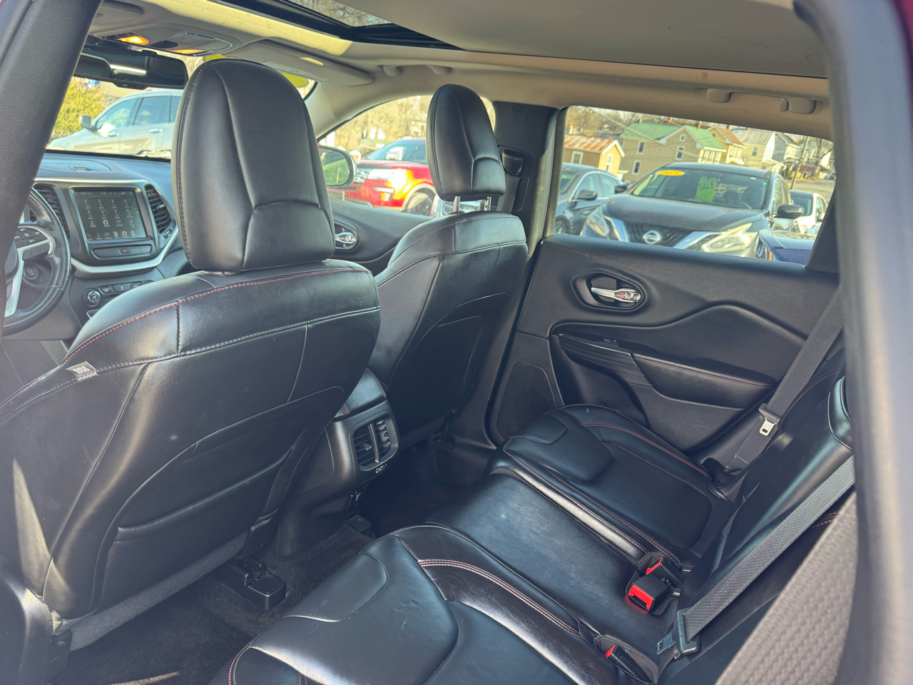 Jeep Cherokee 4WD 4dr Trailhawk 2015