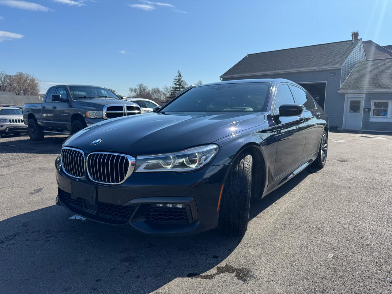 BMW 750i xDrive  2018