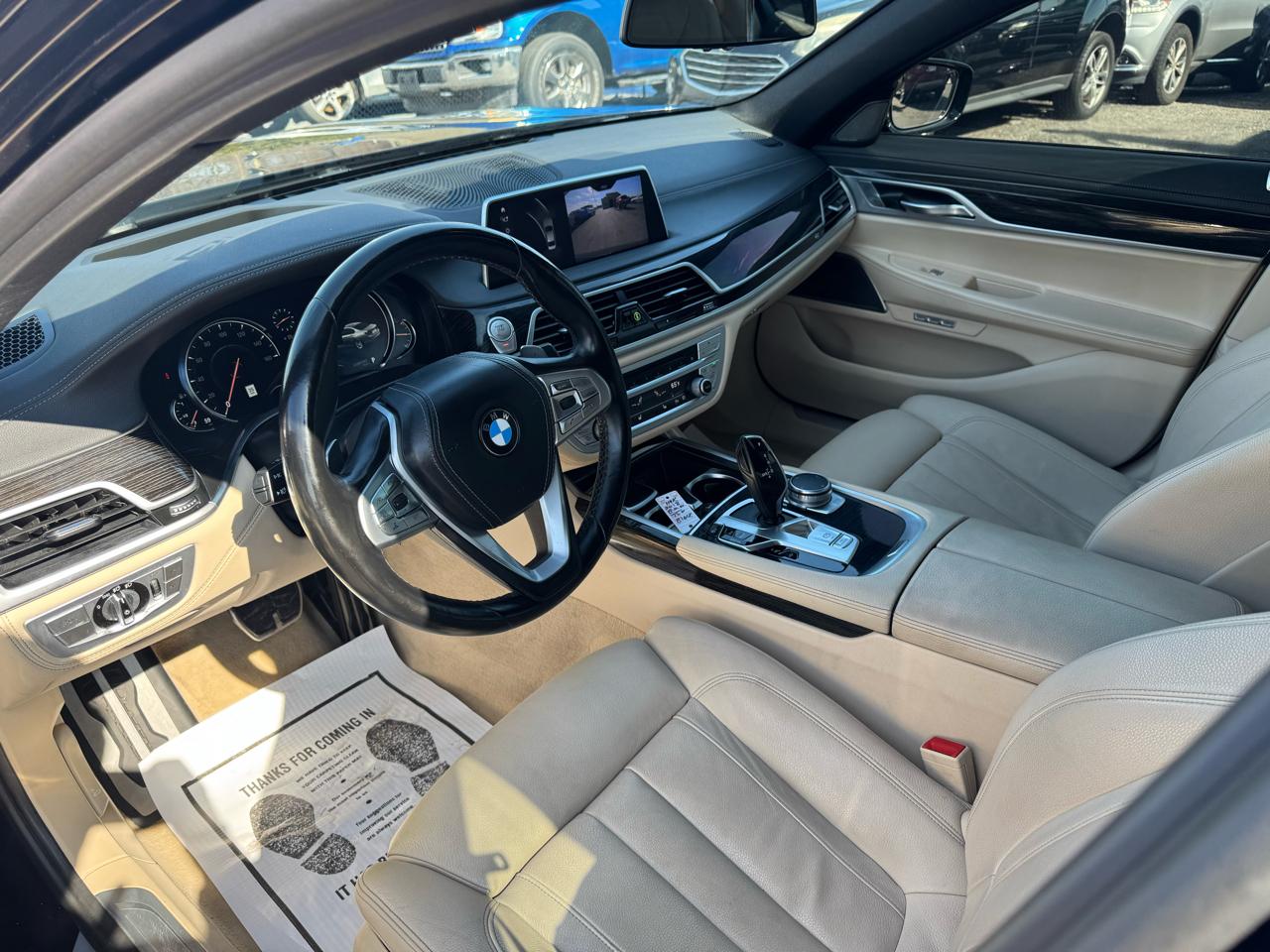 BMW 750i xDrive  2018