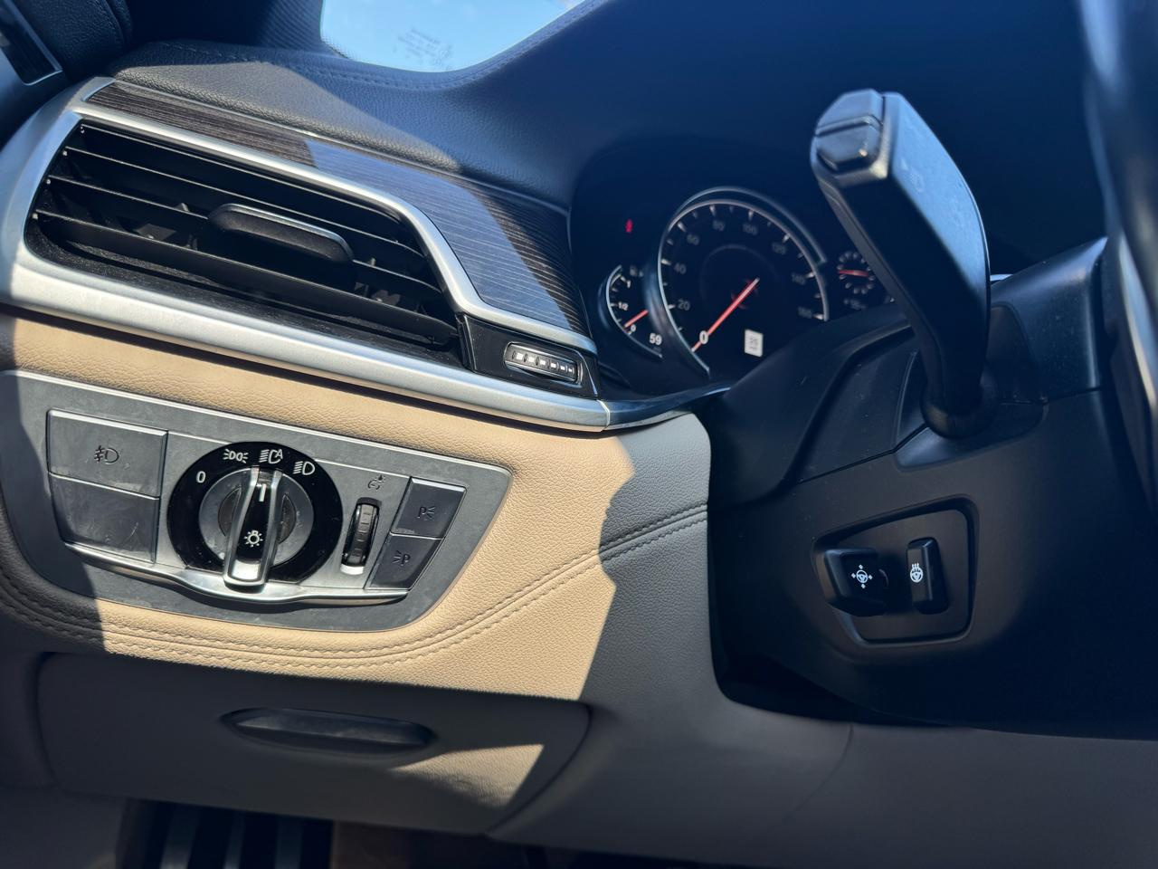 BMW 750i xDrive  2018