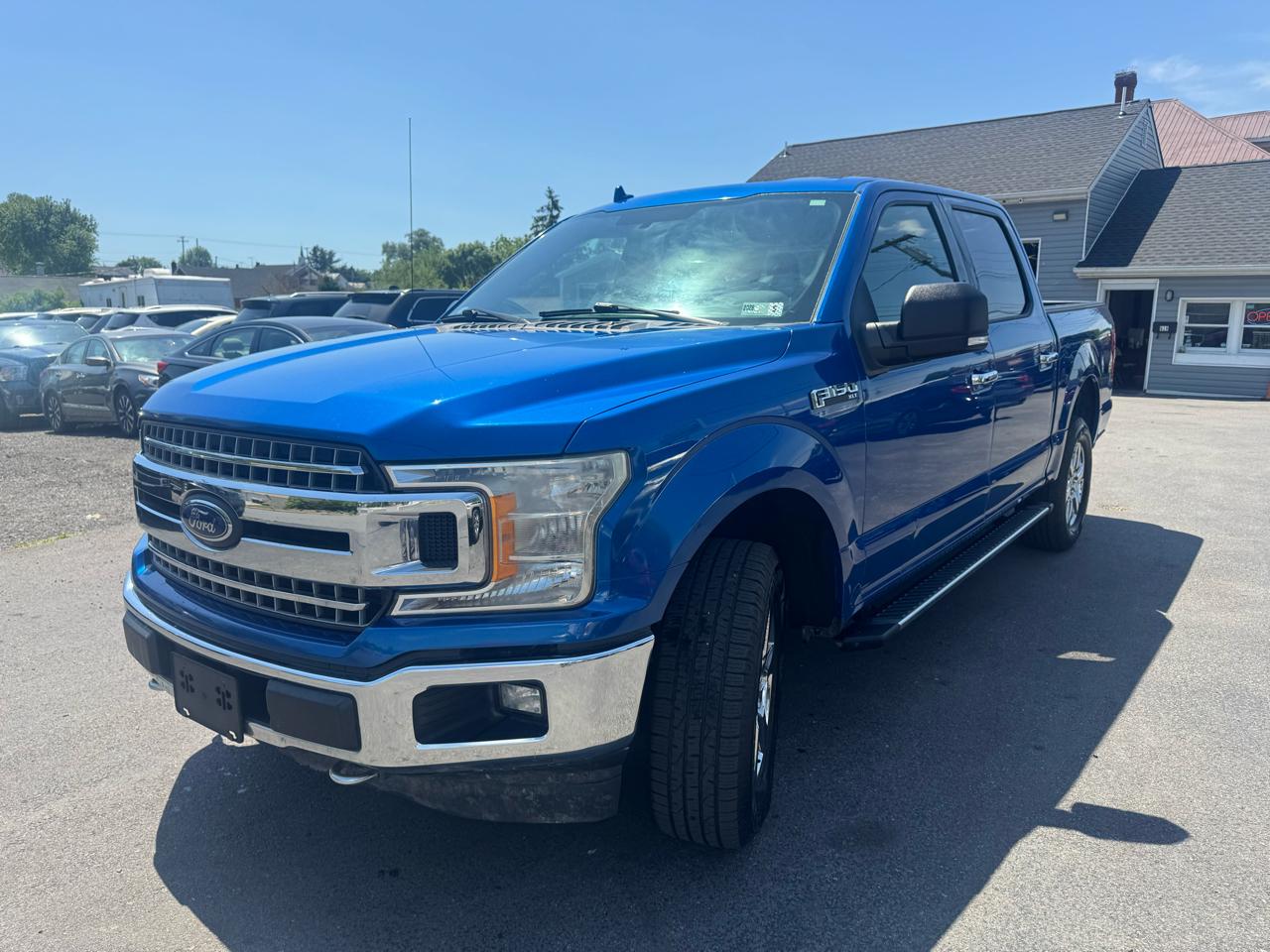 Ford F-150 XLT SuperCrew 4WD 2018