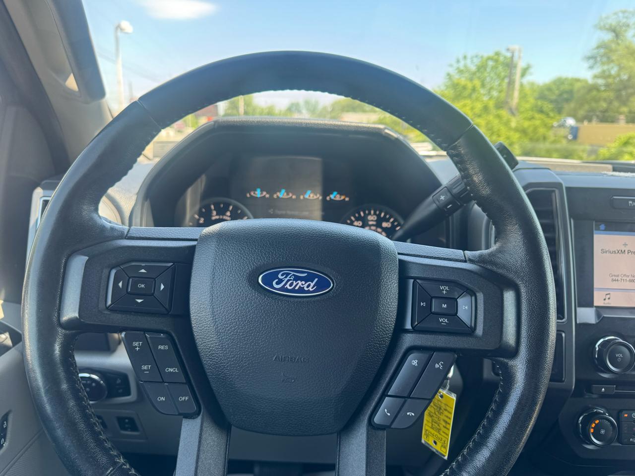 Ford F-150 XLT SuperCrew 4WD 2018