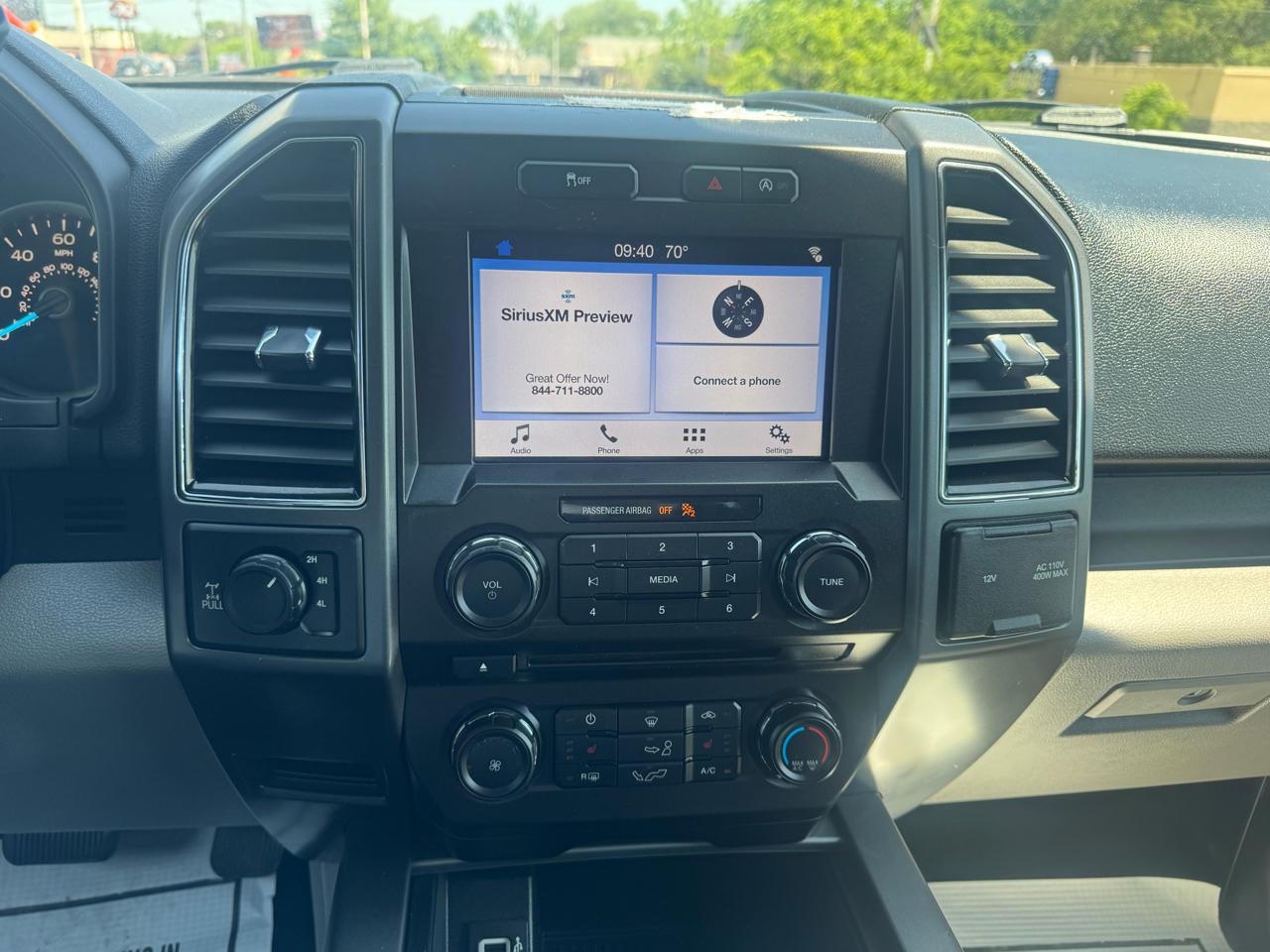 Ford F-150 XLT SuperCrew 4WD 2018
