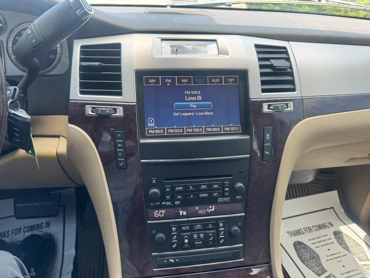 Cadillac Escalade AWD 4dr Luxury 2012