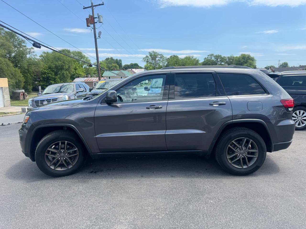 Jeep Grand Cherokee 4WD 4dr 75th Anniversary 2016