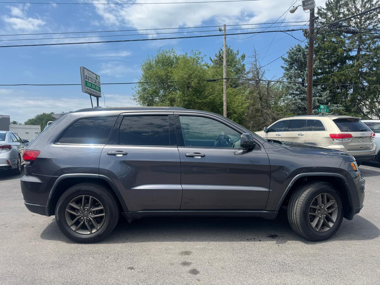 Jeep Grand Cherokee 4WD 4dr 75th Anniversary 2016