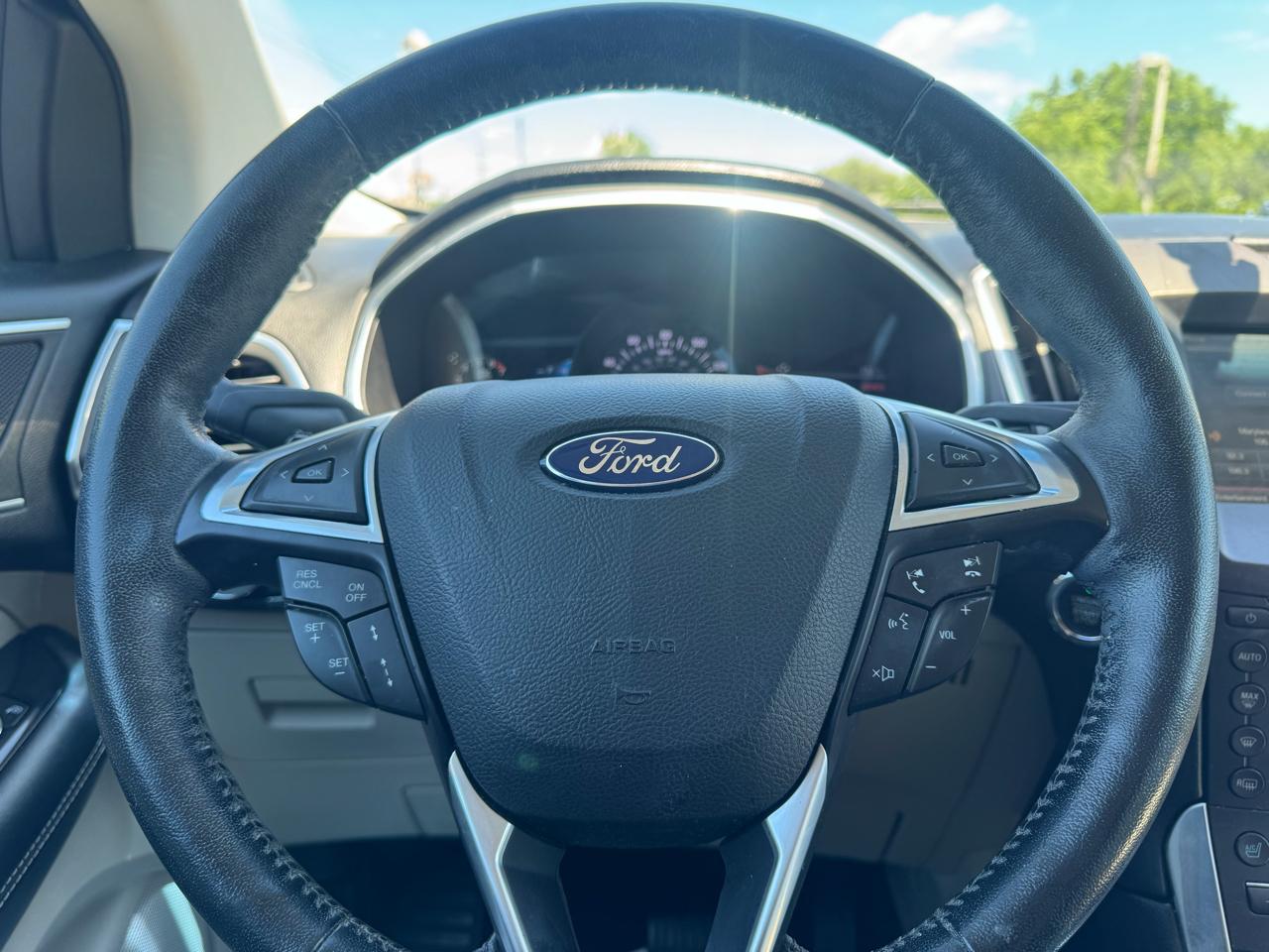 Ford Edge 4dr Titanium AWD 2015