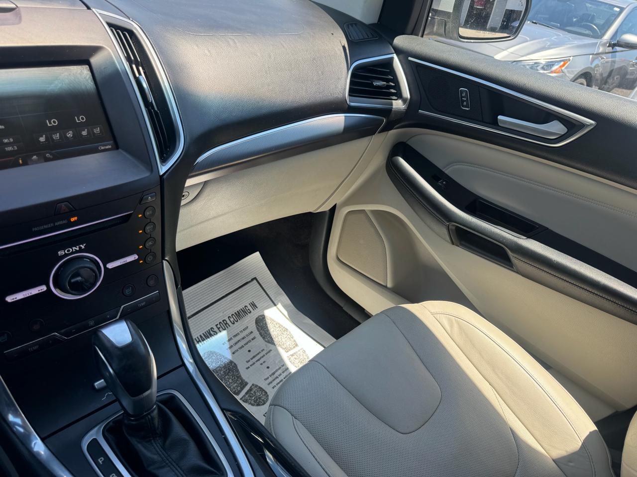 Ford Edge 4dr Titanium AWD 2015