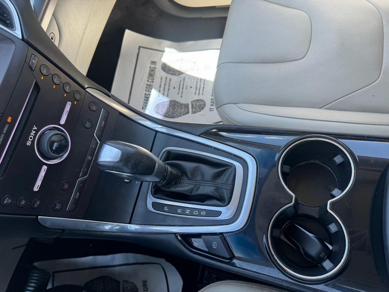 Ford Edge 4dr Titanium AWD 2015