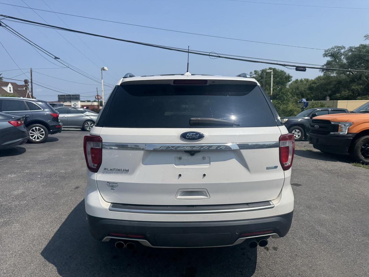 Ford Explorer Platinum 4WD 2018