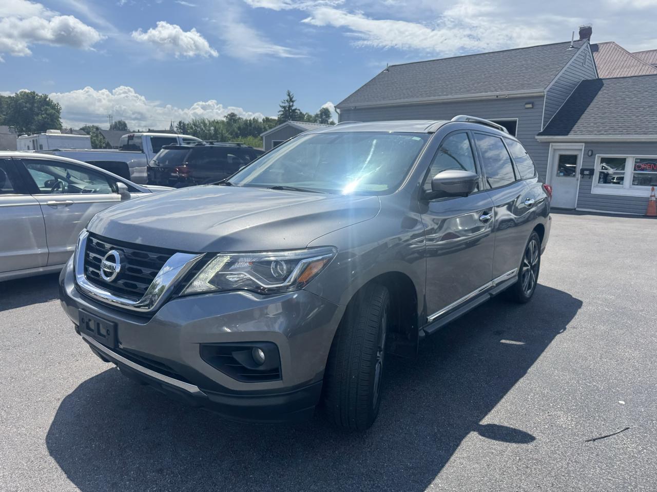 Nissan Pathfinder 4x4 Platinum 2017