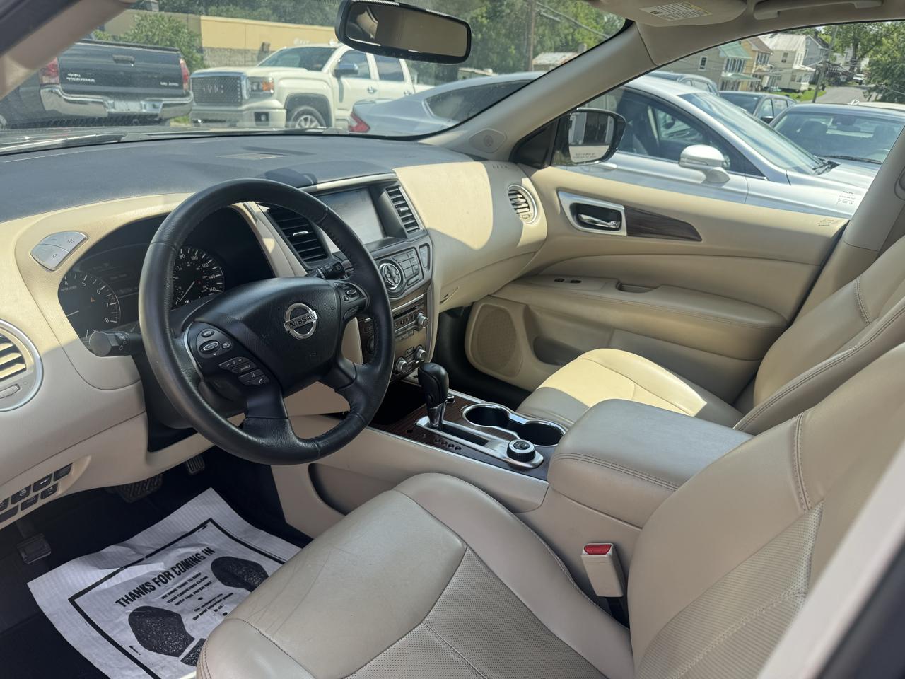 Nissan Pathfinder 4x4 Platinum 2017