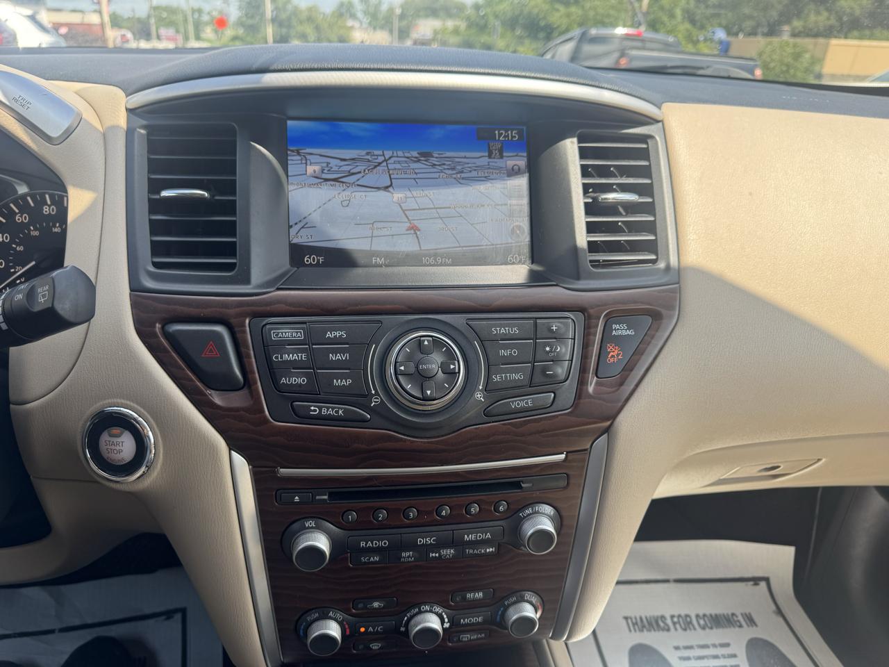 Nissan Pathfinder 4x4 Platinum 2017