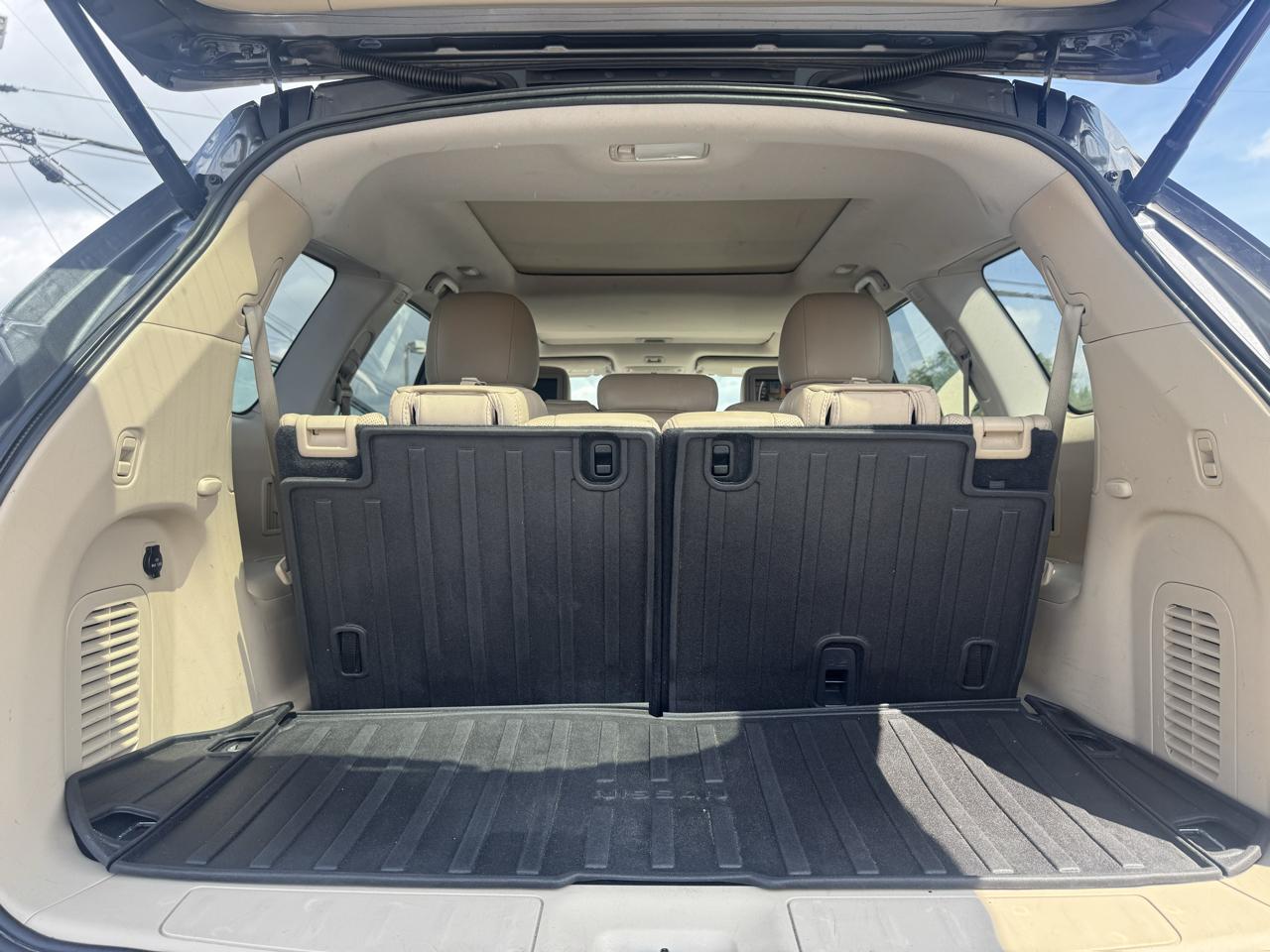 Nissan Pathfinder 4x4 Platinum 2017