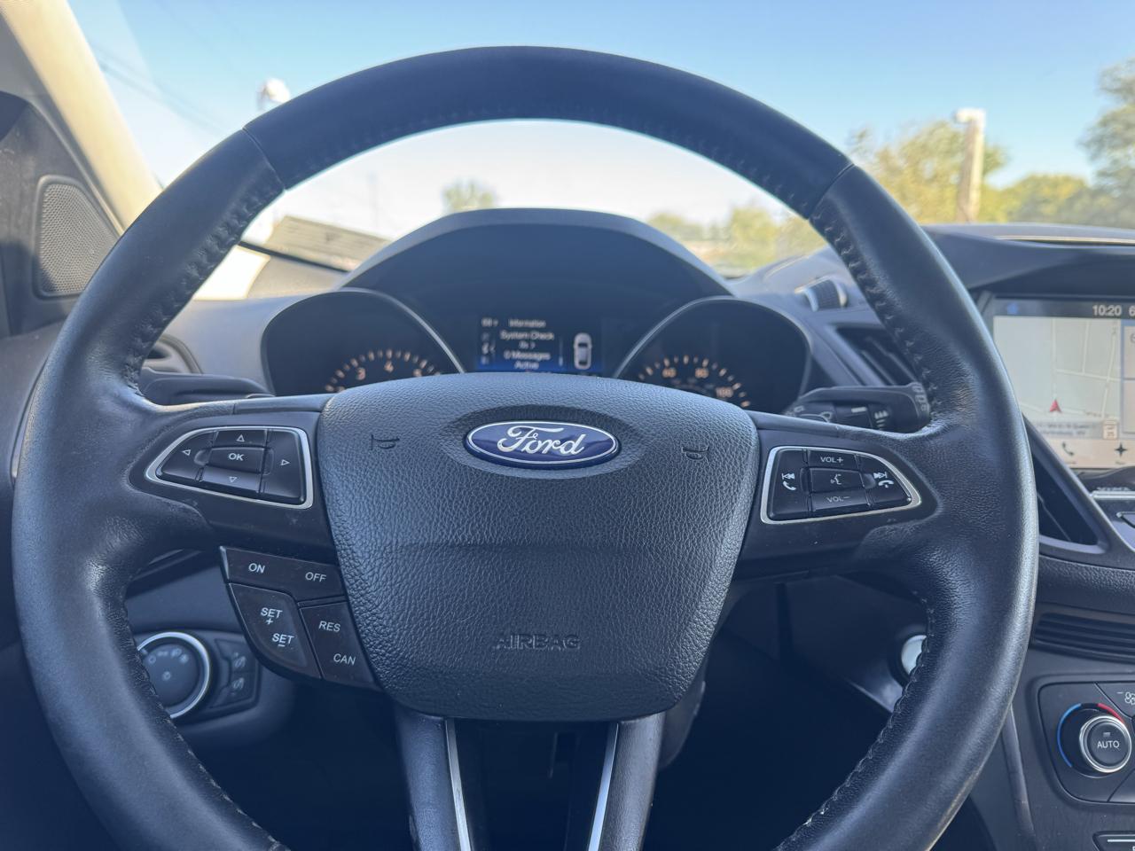 Ford Escape Titanium FWD 2017
