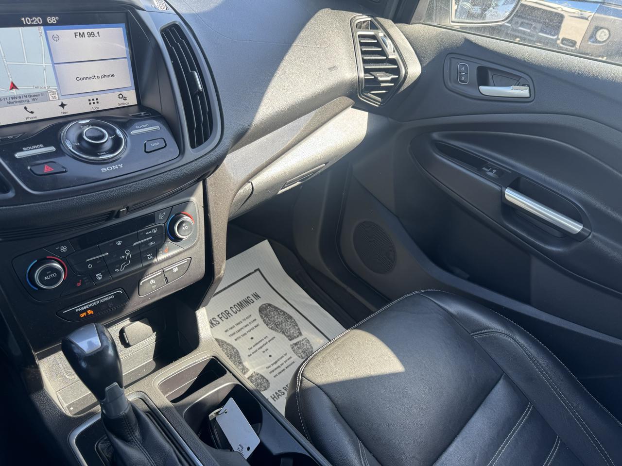 Ford Escape Titanium FWD 2017